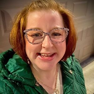 Meet your Posher, Laura beth